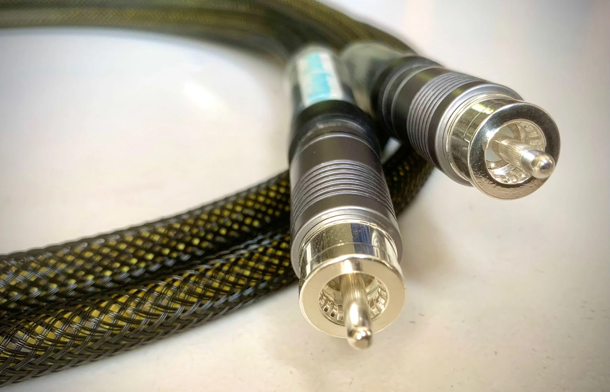Ultimate RCA Audiophile Cable by Missing Bond